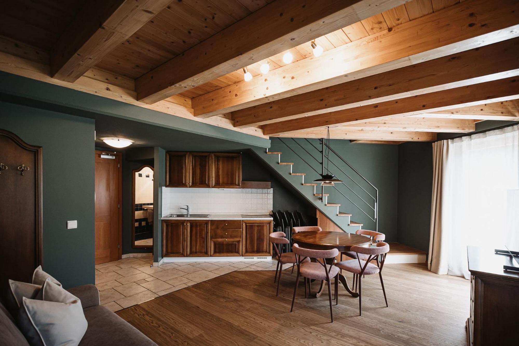 Nancy'S Holiday Homes Dolomites Rasùn di Sotto エクステリア 写真