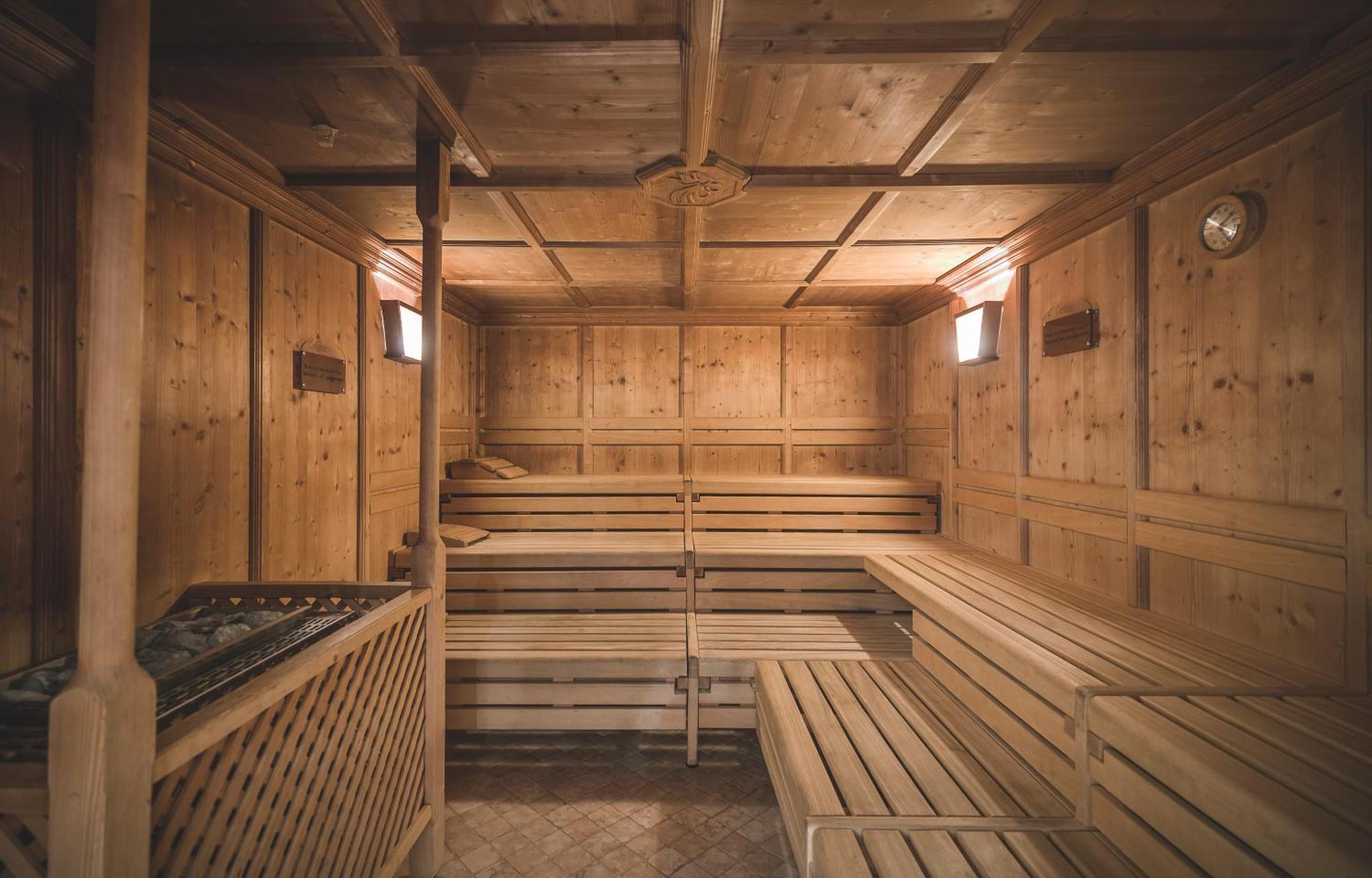 Nancy'S Holiday Homes Dolomites Rasùn di Sotto エクステリア 写真